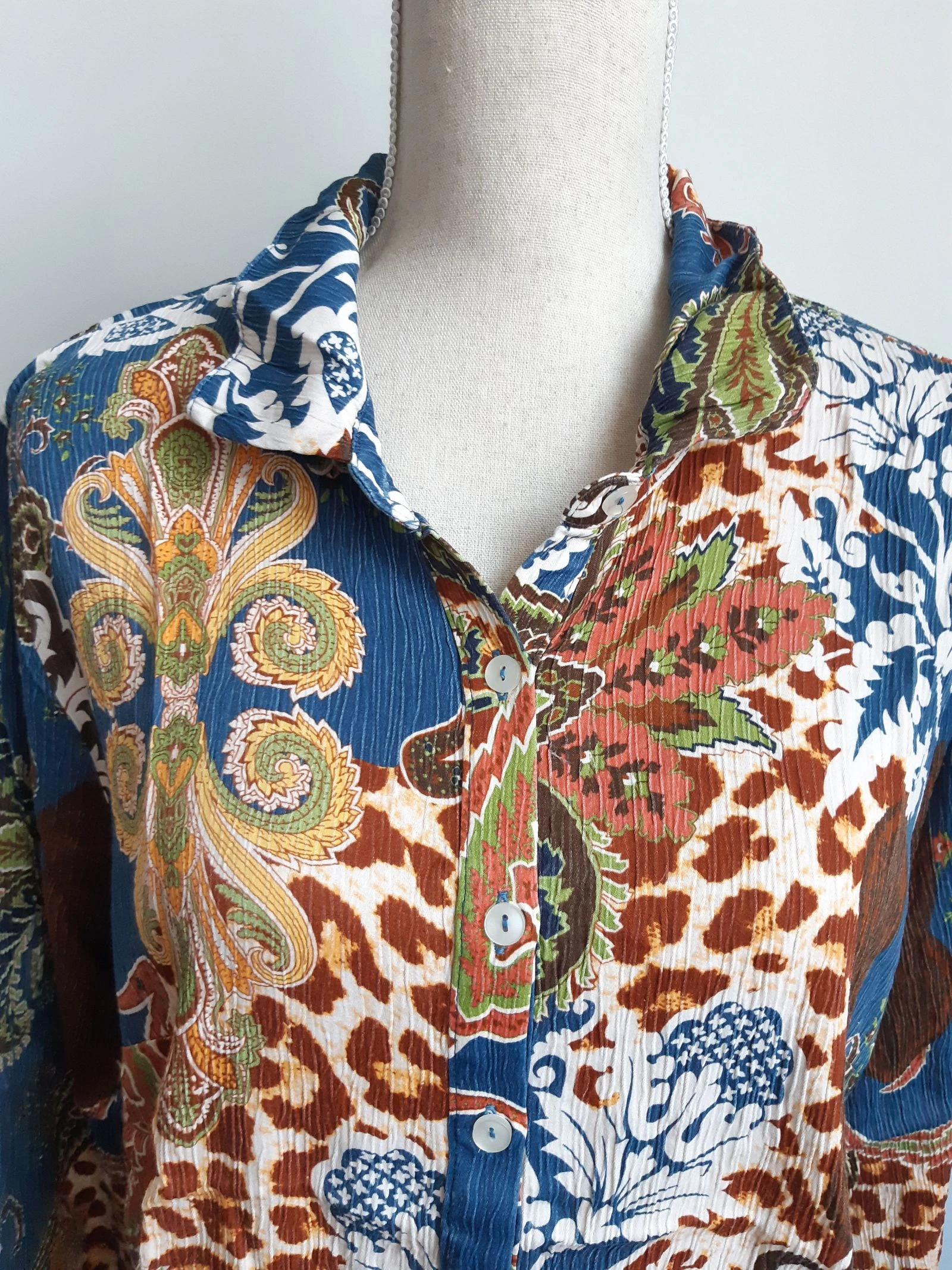 Camisa com estampa colorida Afibel T44 – photo 2